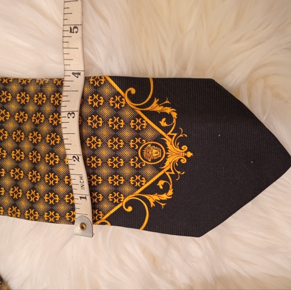 auth versace tie - Picture 4 of 8